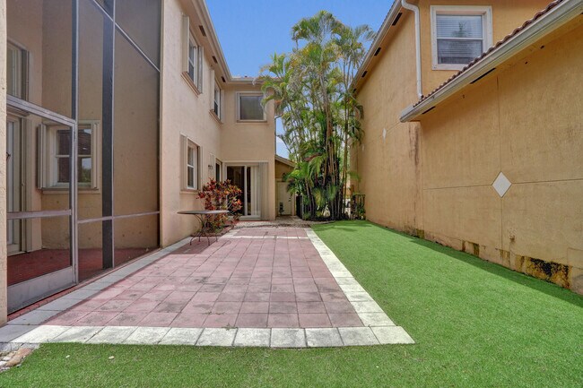 Building Photo - 5897 NW 120th Terrace