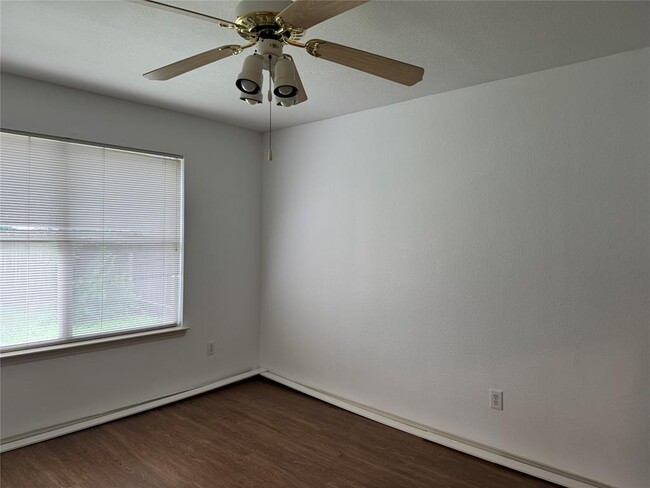 Building Photo - 8313 Osborne Dr