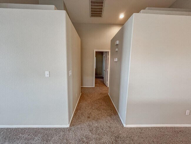 Building Photo - 6552 Playa De Carmen Way