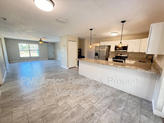 Building Photo - 13670 Highland Rd