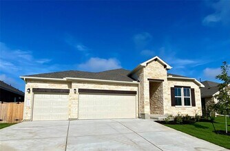 Building Photo - 110 Joseph Hawkins Ln