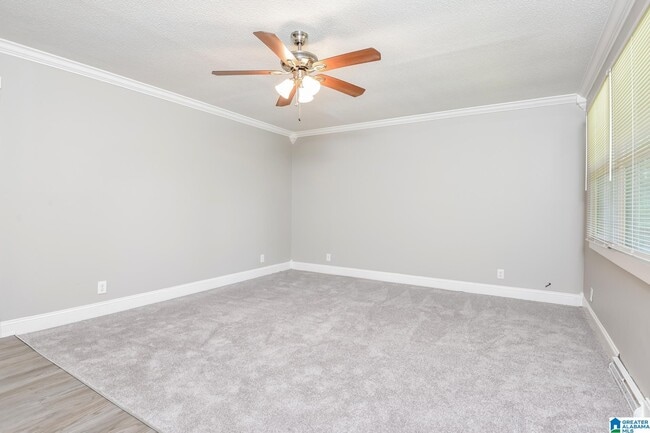 Building Photo - 2905 Westview Dr