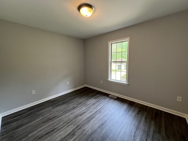 Building Photo - 355 Gurley Dr NW