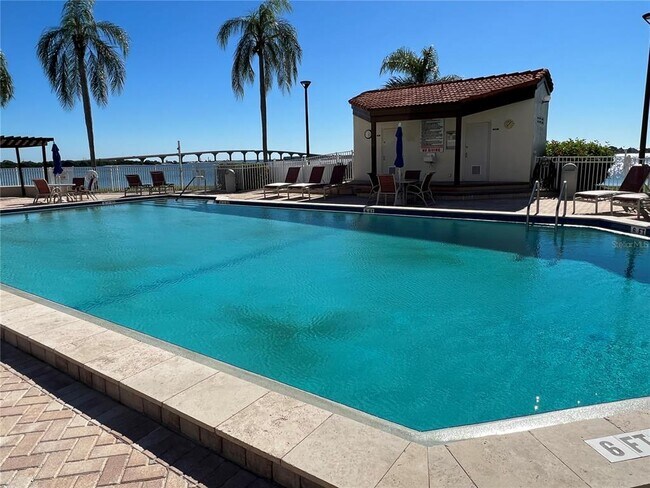 Building Photo - 6291 Bahia Del Mar Cir
