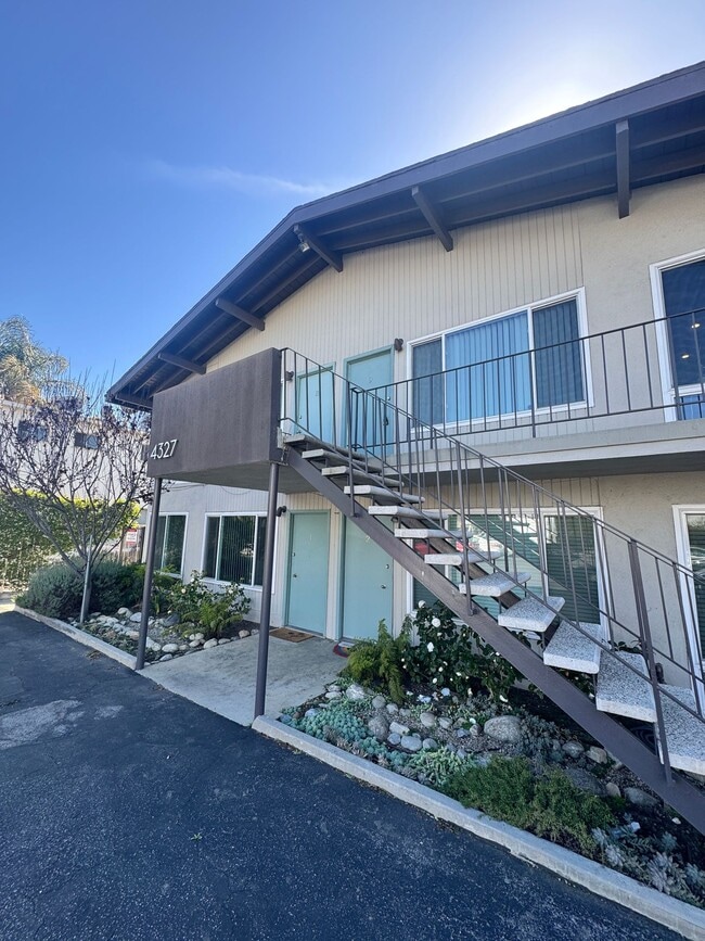 Building Photo - 4327 Inglewood Blvd