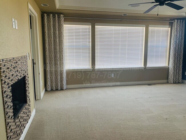 Building Photo - 8284 Cypress Wood Dr