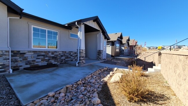 Building Photo - 9436 Wolf Valley Dr.