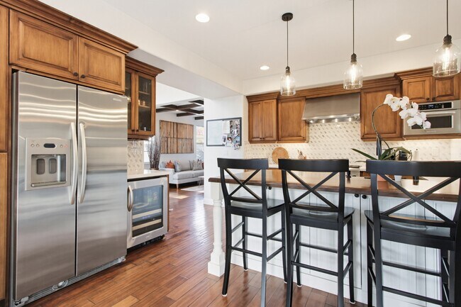 Building Photo - 1317 Gull Ct