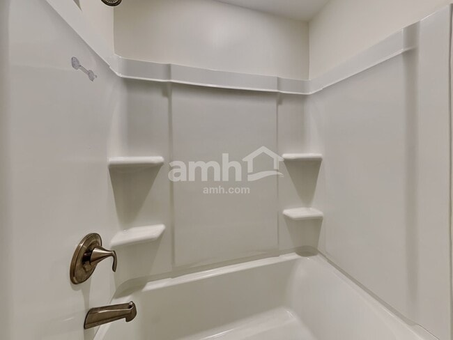 Building Photo - 248 Lake Vista Drive