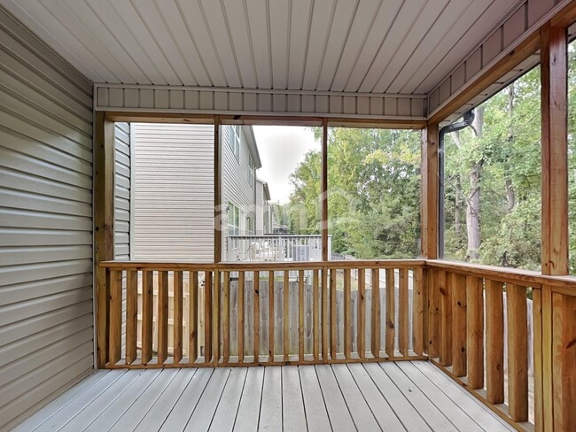 Building Photo - 2300 Madeline vine ln