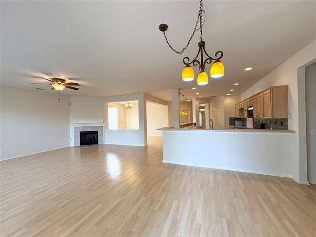 Building Photo - 7006 Rambollet Terrace
