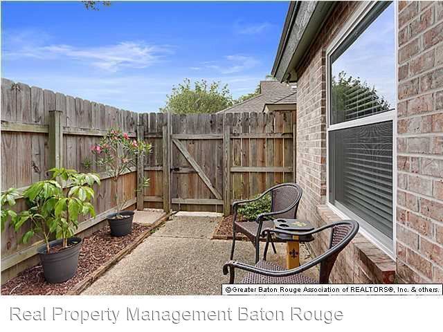 Building Photo - 2 br, 2 bath House - 5222 Blair Lane Apt D