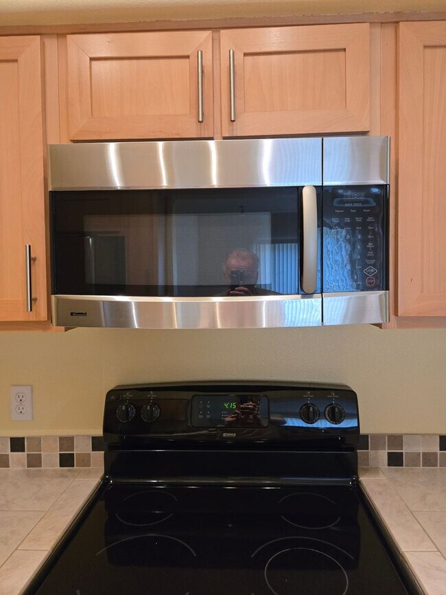 Building Photo - Wonderful Overlook at Timberland 1 BR 1 BA...