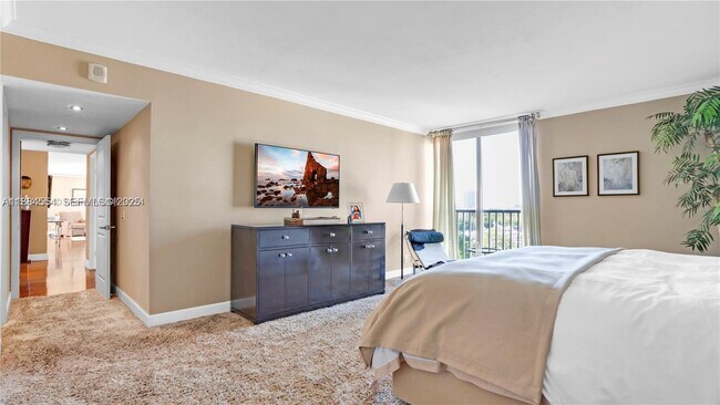 Building Photo - 19707 Turnberry Way