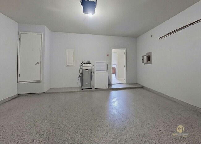 Building Photo - Welcome to this spacious two-story home located in the Enclave at Westover Hills on San Antonio's...