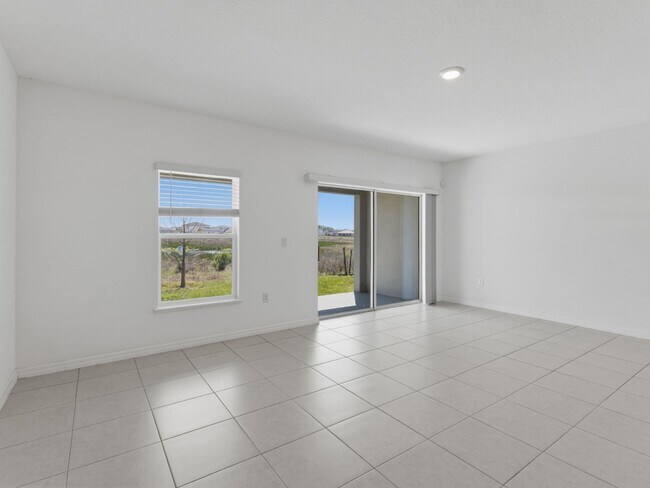 Building Photo - Practically brand-new 3 BR/2.5 BA/1 Car Garage Townhome in Mirada