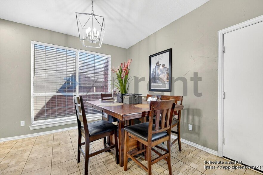 Building Photo - 6501 Amesbury Ln