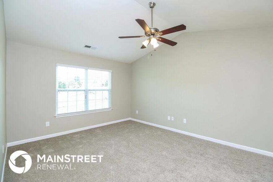 Building Photo - 538 Salem Springs Dr