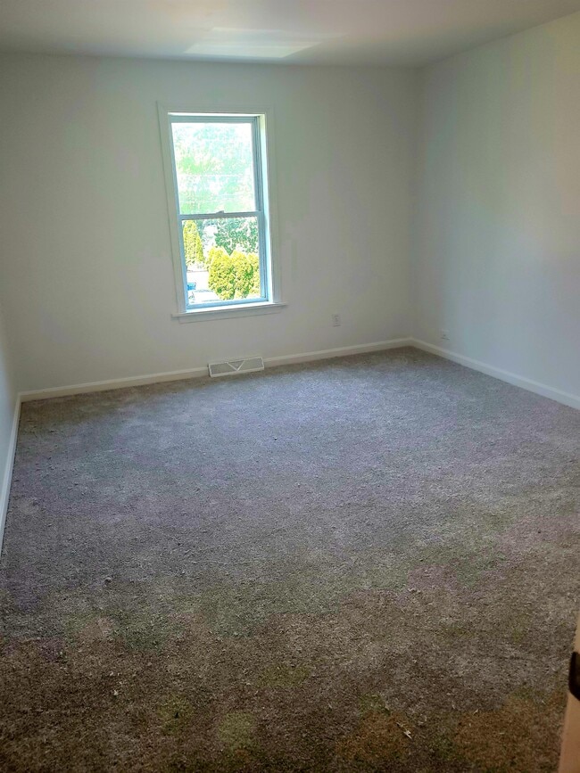 Building Photo - 22 Okinawa Ave