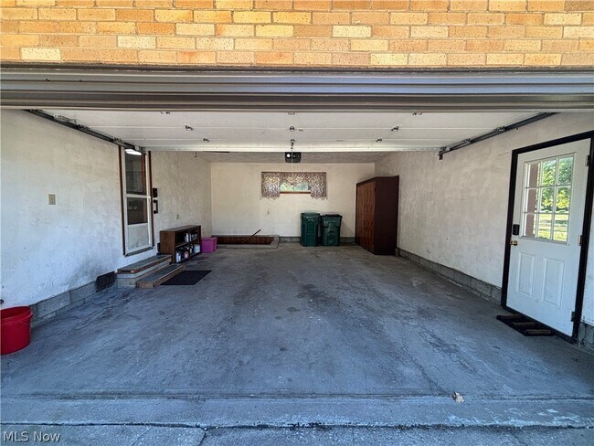 Building Photo - 4307 Manchester Rd