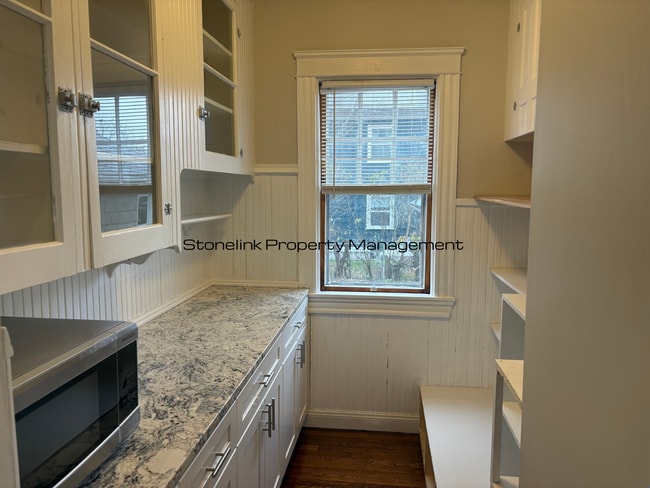 Building Photo - 108-110 Narragansett Street