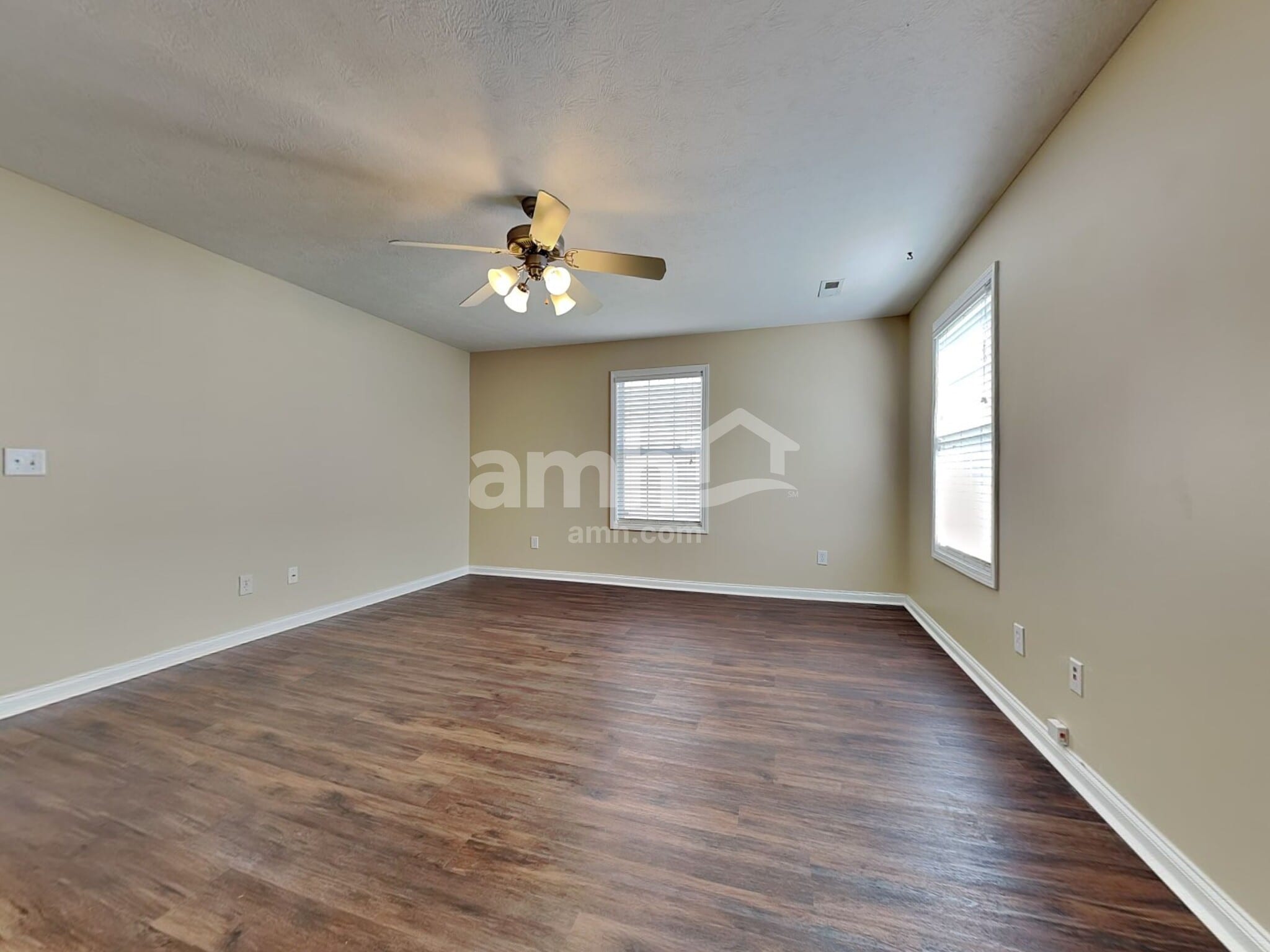 Building Photo - 617 Drakewood Rd