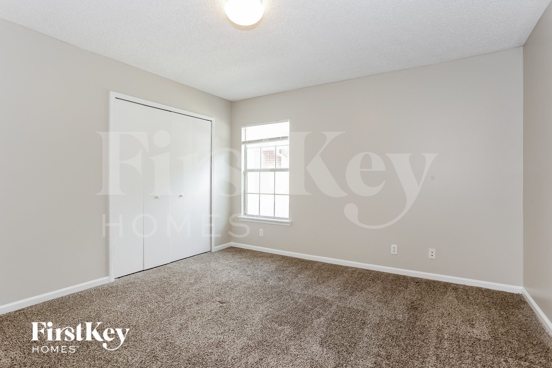 Building Photo - 789 Hickory Lakes Dr E