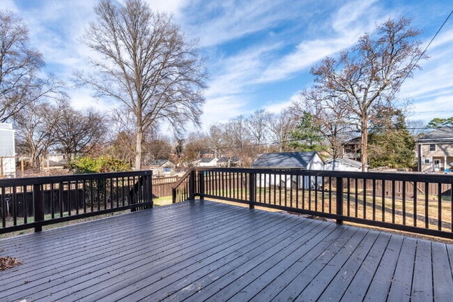 Building Photo - Standout 3-bed, 1.5-bath 1930s Richmond home full of vintage charm