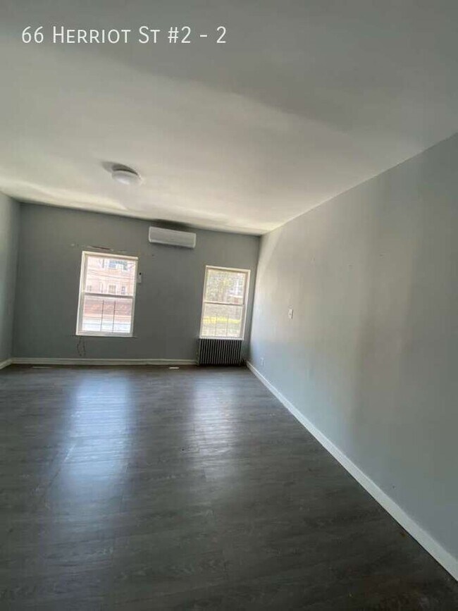 Building Photo - 66 Herriot St