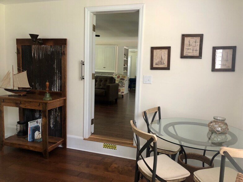 Dining Room - 23166 Bridgeway Ct E