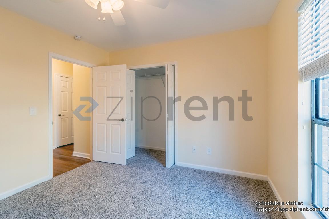 Building Photo - 8533 Sawyer Brown Rd