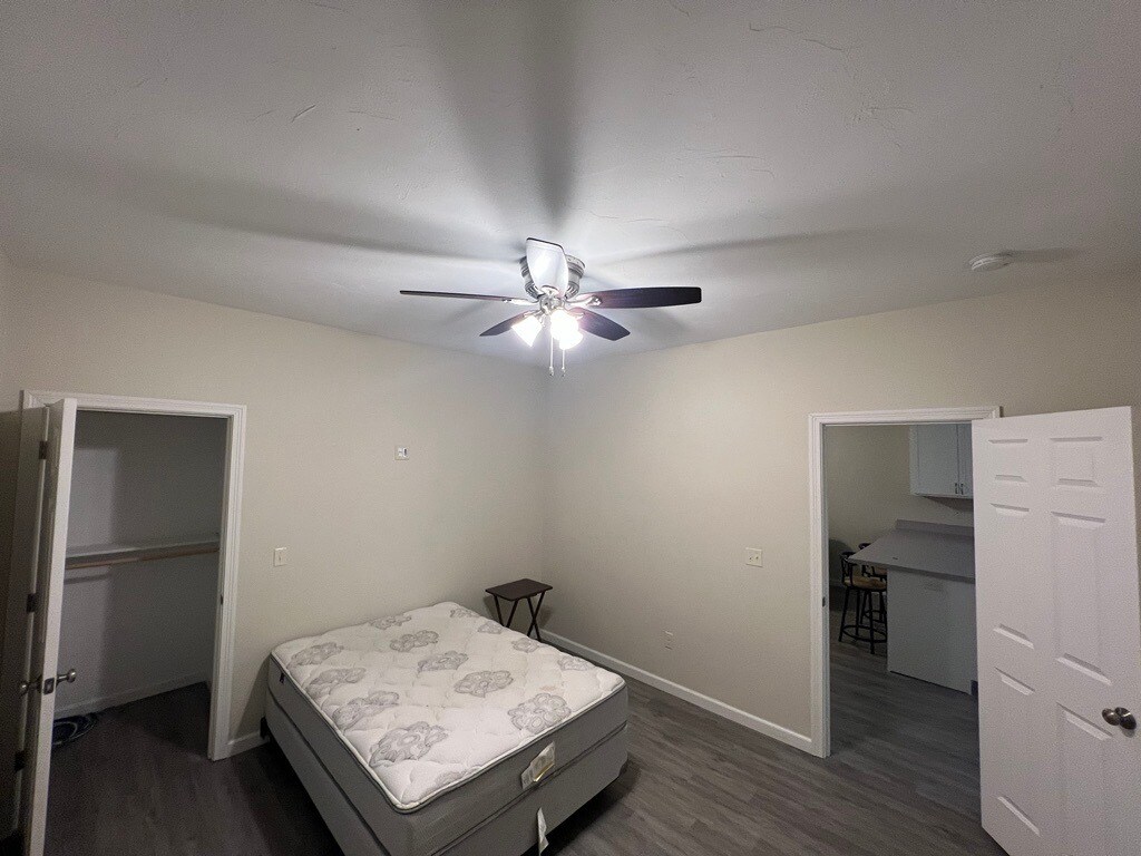 Bed room #1 - 12 Selkirk St