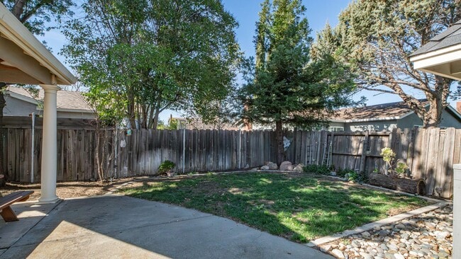 Building Photo - Beautifully Upgraded Single Family Home in Vacaville