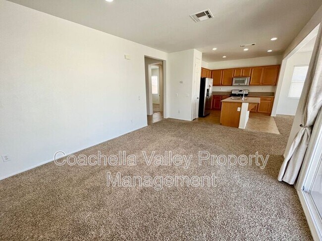 Building Photo - 62806 Kitetail Dr