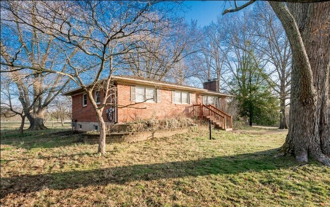 Building Photo - 10311 Mary Dell Ln