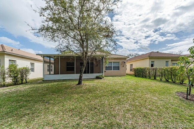 Building Photo - 5717 Spanish River Rd