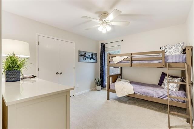 Building Photo - 2305 Glenhaven Dr