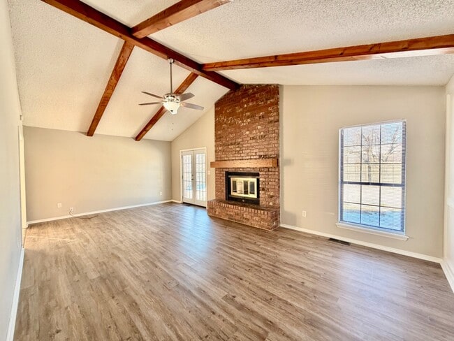 Building Photo - 11168 S Douglas Ave