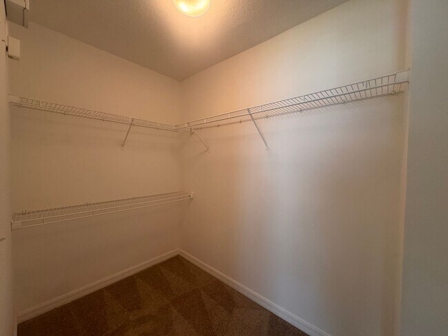 Building Photo - Now Available ! 3BR/2.5BA | Townhome | 1-Car Garage Parking | Community Pool!