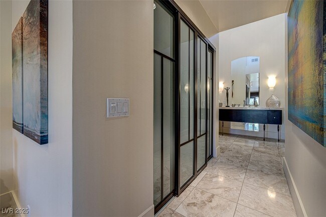 Building Photo - 7277 Mission Hills Dr