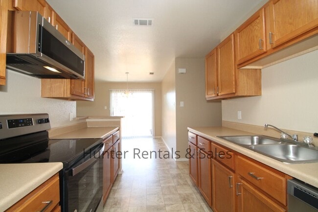 Building Photo - Immaculate Harker Heights 3 Bedroom