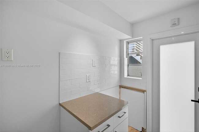 Building Photo - 1334 Euclid Ave