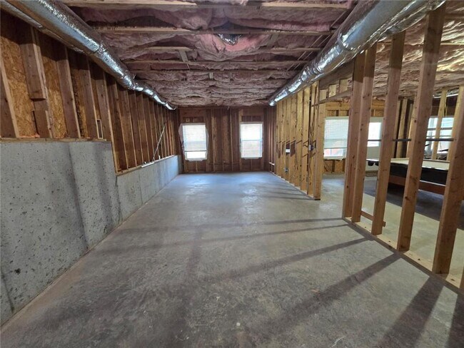 Building Photo - 3845 Dalwood Dr