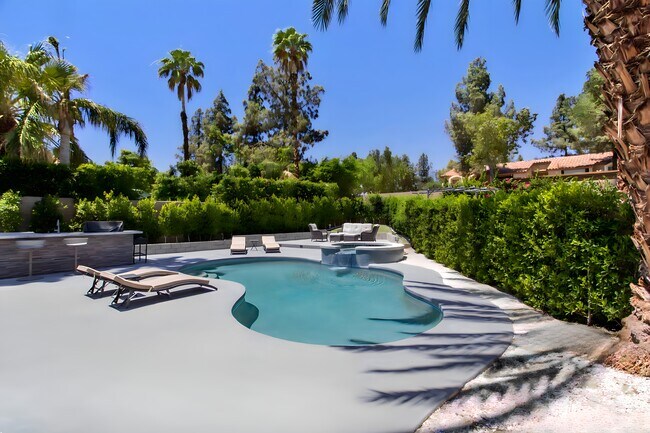 Backyard - 40605 Ventana Ct