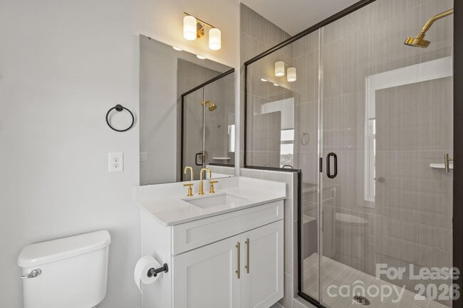 Building Photo - 1925 Dunavant St