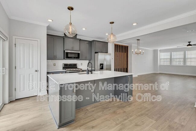 Building Photo - 4201 Camdale Dr
