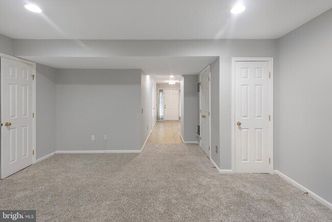 Building Photo - 13503 Bannacker Pl