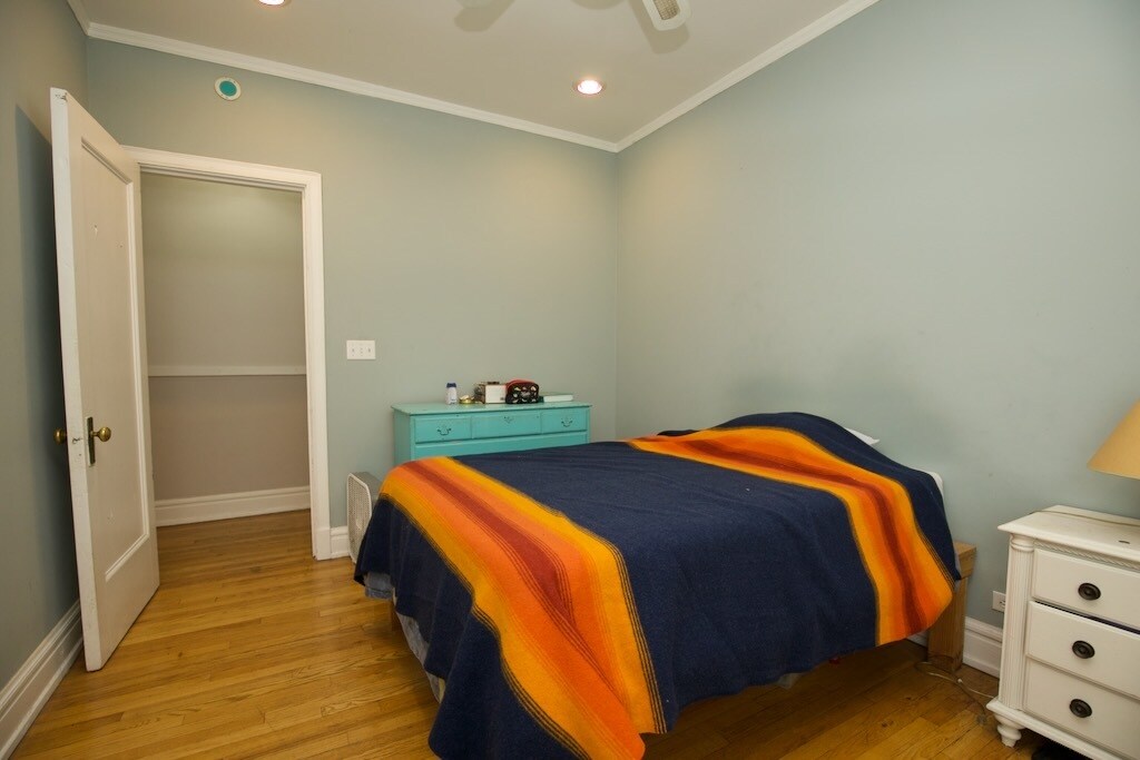 Building Photo - 6314 N Glenwood Ave