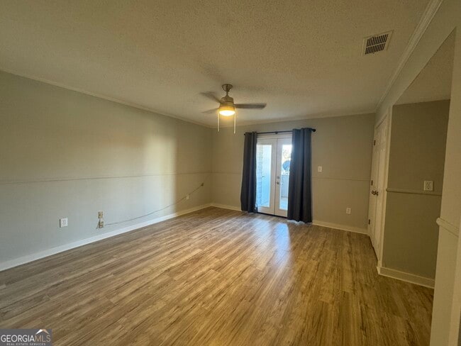 Building Photo - 2505 W Broad St