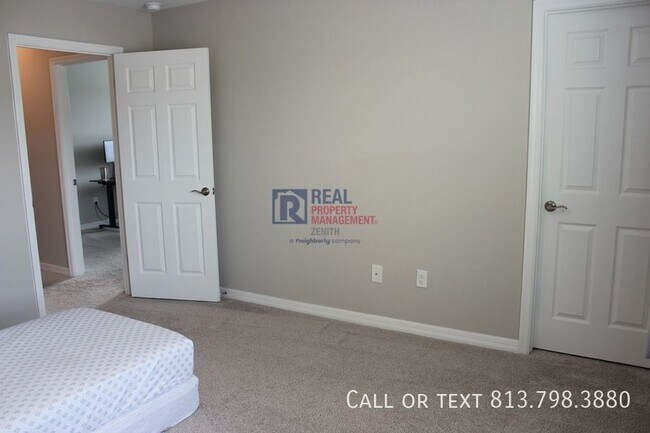Building Photo - 2454 Stapleford Pl